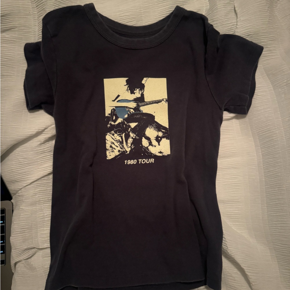 brandy melville tee